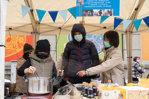 翻轉你對老的想像，銀髮頭家擺攤趣 新潮市集X阿姨阿伯，伊甸敲敲市集暖心登場