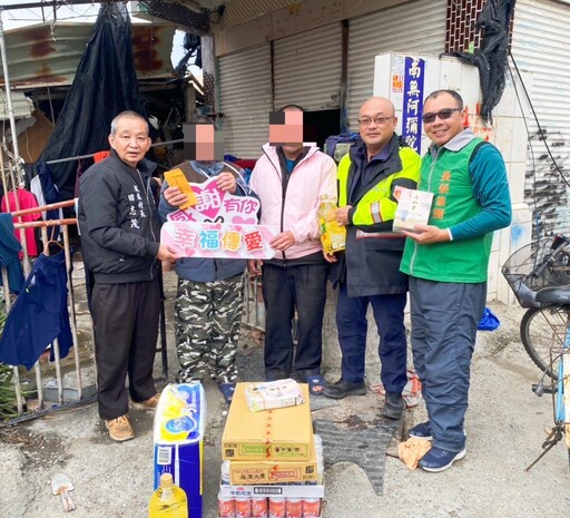 貧父顧2智障兒慘遇車禍 北港警結合張榮發濟助