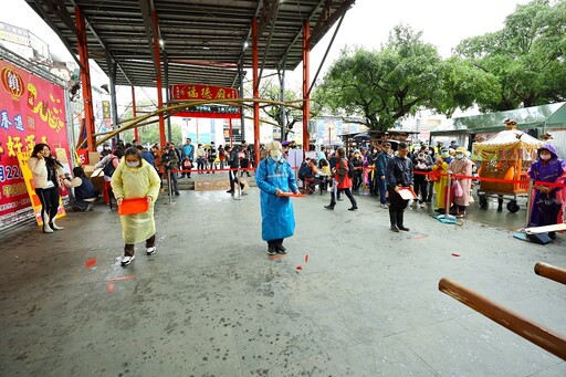 金蛇迎春好運來 114年「土地公春遊羅東」熱鬧滾滾