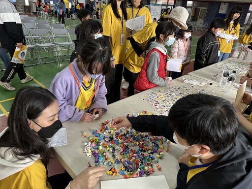 雲林偏鄉眼科醫師嚴重不足 近百位志工組隊為學童視力保健