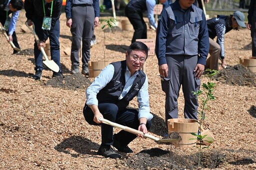 織一片生態綠網 陳駿季部長植樹宣示打造石虎生態廊道