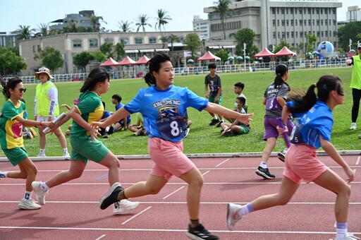 臺東縣國中小大隊接力賽 育仁高中蟬聯三年冠軍 國中各組冠軍取得全國賽資格