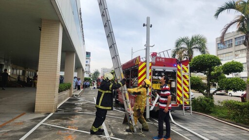 楠梓科技產業園區消防組合演練 提升防災應變能力