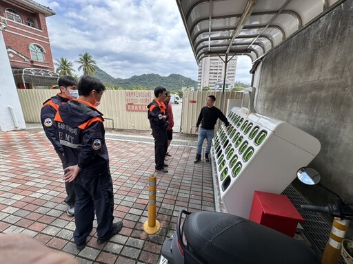 旗山分隊進行電動機車電池交換站消防安全演練 提升應變與防災能力