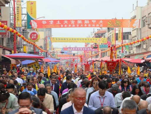大甲媽祖遶境祝壽大典 上萬信眾同慶媽祖壽辰