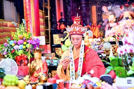 龍門聖光耀東海 供佛齋天佑十方