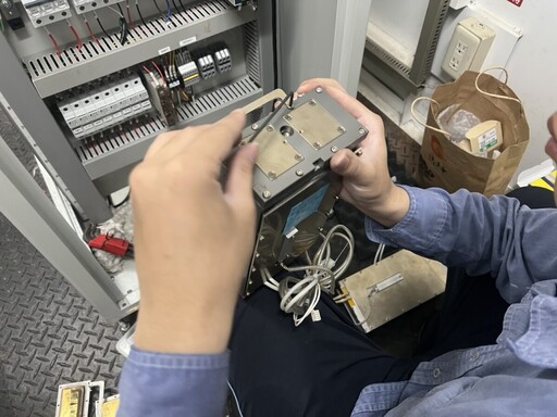 焚化廠監測設施校正中 待校正完成後起爐運轉
