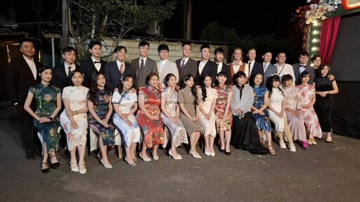 阿里山星光下婚旅 15對戀人沉浸奮起湖老老街浪漫風華