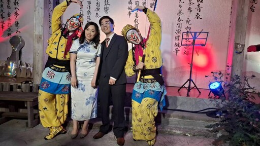 阿里山星光下婚旅 15對戀人沉浸奮起湖老老街浪漫風華