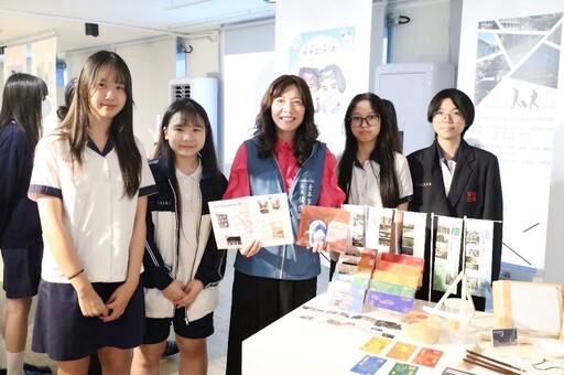 桃青局舉辦「桃園市高中設計學群聯展」 五校學子Z世代語言關注永續發展