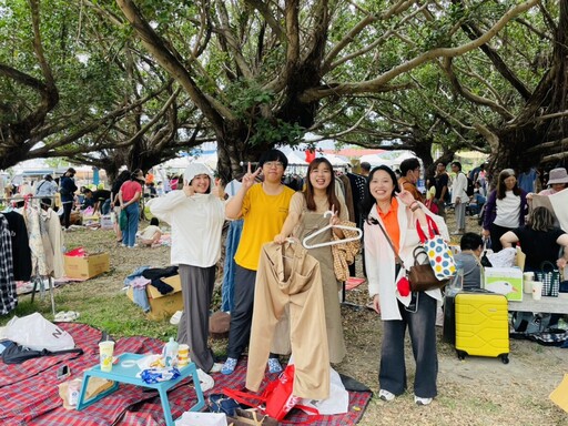 舊物不舊、物盡其用 臺東熊廢二手市集親子攜手實踐舊物新生
