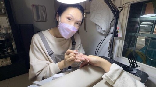 新住民媽媽參加職訓 家庭主婦變身美甲師重返職場