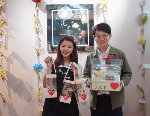 花藝×甜點驚喜 高雄青創品牌「花ㄔ了女孩」母親節獻上心花開