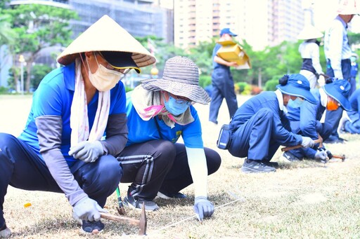 高雄百年難得一見萬人浴佛大典 誰是「神秘嘉賓」 市民拭目以待