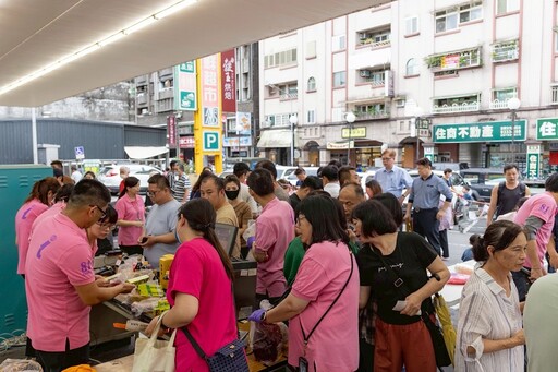 極鮮現切美味登場 喜互惠超市黑鮪魚祭活動