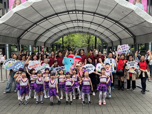 媽咪動 健康GO! 北市母親節活動推運動習慣 88歲噴射機阿嬤親自帶動 樂活人生不是夢