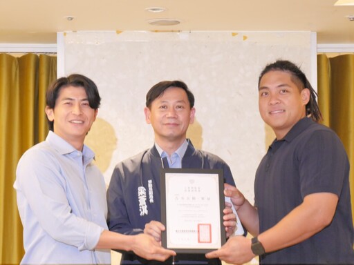 「台灣隊長」陳傑憲交棒吉力吉撈接任理事長 北市勞動局力挺改革打線