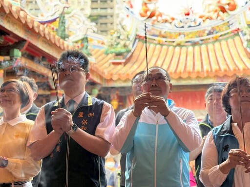 侯友宜蘆洲參拜 感謝信眾善心累積為地方建設努力