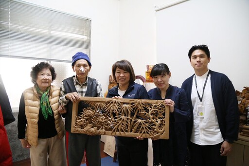 嘉義市傳統工藝「鑿花」藝師蔡共新辭世 黃敏惠市長深表哀思