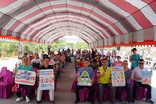 南投縣府攜手民眾淨堤護水 高溫33度不減百人熱情參與環境永續行動