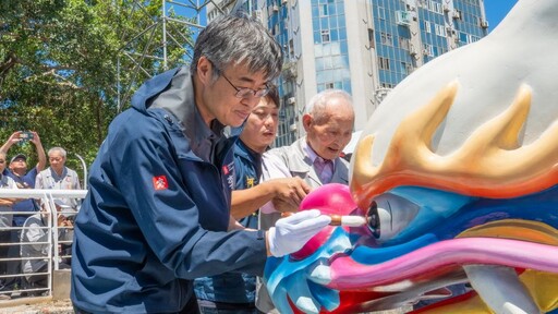高副市長李懷仁主持龍舟點睛 162隊爭奪龍王寶座 總獎金120萬