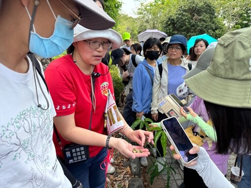荔枝變身氣泡飲X文創筆 林楷軒攜青年走入旗山南勝體驗農業創生