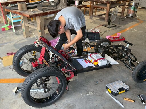 大葉大學設計學系奪環保節能車賽雙獎項