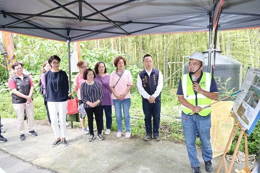 許縣長視察鹿谷鄉災修及農水路改善工程並宣導職安 總工程經費逾1億2,976餘元