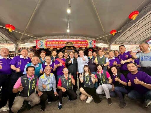 侯友宜三重為神農大帝暖壽 盼三峽車禍案亡者安息傷者早日康復