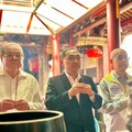 侯友宜三重為神農大帝暖壽 盼三峽車禍案亡者安息傷者早日康復