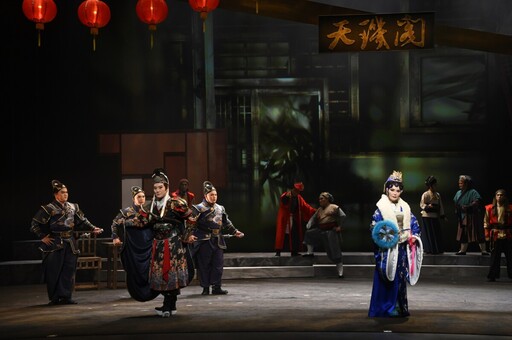 《錦衣》重磅登場！豫劇天王天后聯手征服衛武營 票房飆破熱潮