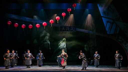 《錦衣》重磅登場！豫劇天王天后聯手征服衛武營 票房飆破熱潮