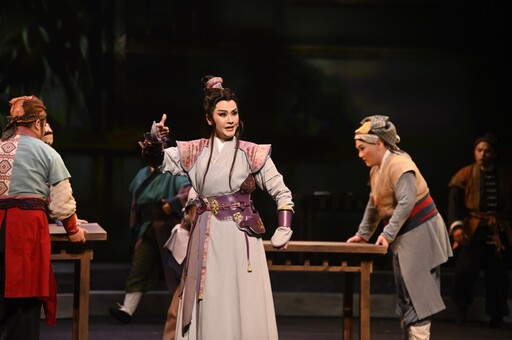 《錦衣》重磅登場！豫劇天王天后聯手征服衛武營 票房飆破熱潮