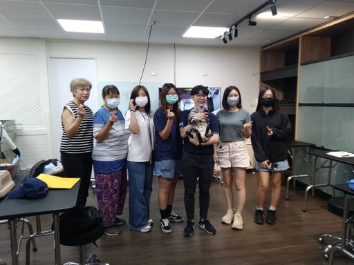 角落有貓×心理復健協會 首推寵物美容課程拿證照 讓療癒與技能同在