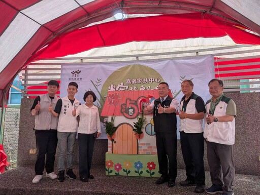 粽葉飄香傳溫情 攜手包粽慶端午