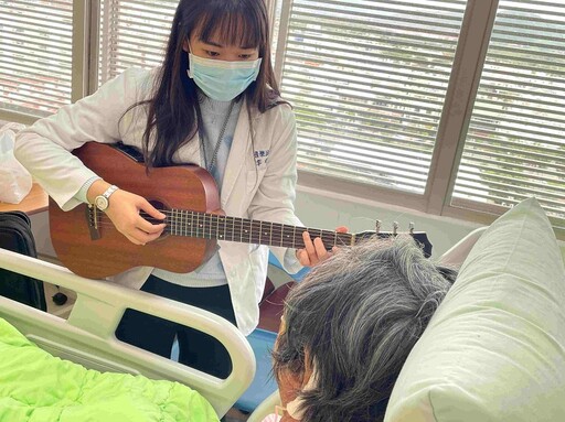 音樂治療師李昀儒「月影笛語」長笛獨奏會攝影展