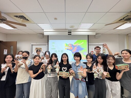 「粽」情端午!義守大學300國際生 提前感受台灣文化魅力