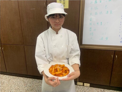 不畏逆境力爭上游 臺東縣3學子獲2025總統教育獎殊榮