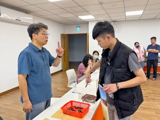 鹿野鄉公所辦理兵役抽籤 台東軍服站宣導服務資訊