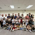 幼兒首次體驗端午包粽新奇有趣