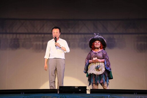 紙風車368藝術工程布袋開演 千名親子共享端午戲劇饗宴