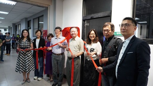 高師大理學院攜手GO STARS計畫 創立「AI思培智慧教室」開幕