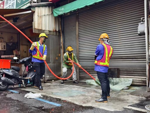 嘉市執行「文化路乾淨一條街」專案 維護市容整潔