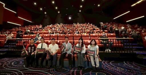 挺人權、反暴政 許智傑包場觀影《國有器官》掀起關注熱潮