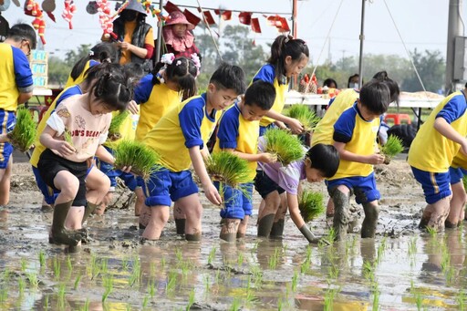 嘉縣菁埔國小體位適中率連三年高於全國平均獲113年健康體位績優特優等殊榮
