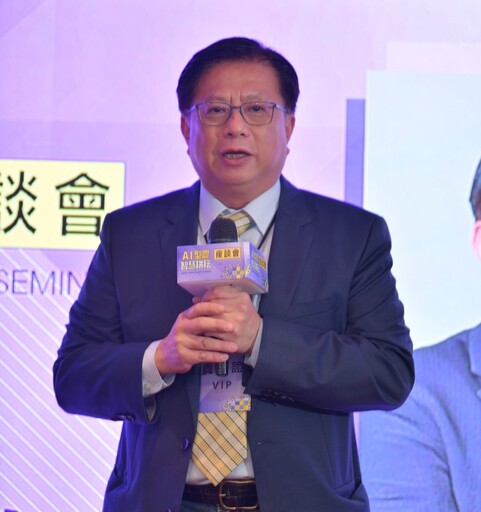 《AI型農》座談會登場 許智傑推動港都智慧農業新藍圖