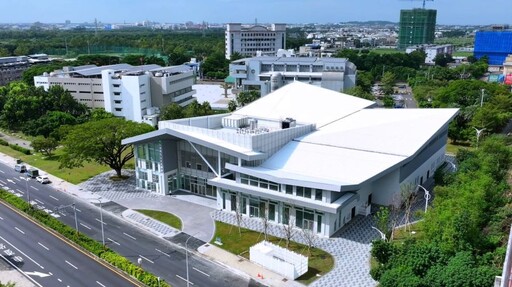 岡山運動中心正式啟用 北高首座全新運動中心 符合全齡需求運動空間