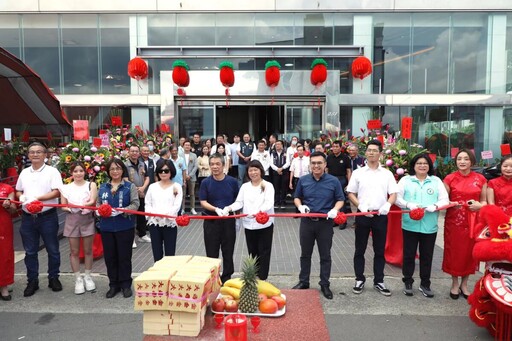 長怡國際嘉義旗艦店開幕 黃敏惠歡迎企業投資嘉市
