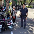 婦人尋亡子遺留車輛 苓雅警調帶尋獲獲感激