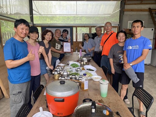 聖約翰科大攜手都市蚓農 廚餘養耕循環農夫培訓孕育再生希望